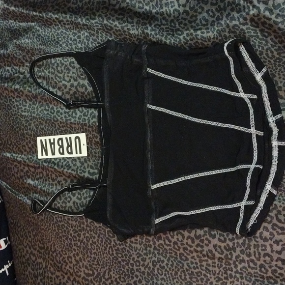 Urban outfitters black cami size small NWT - Picture 4 of 4